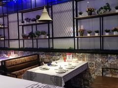 卡座-尚岛私房菜(西方巷店)