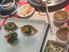 -左庭右院鲜牛肉火锅(金山万达店)