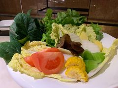 -左庭右院鲜牛肉火锅(浦江欢乐颂店)