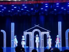 -猴有戏教育戏剧·音乐剧·主持口才·演讲朗诵辩论(环球港华师大校区)