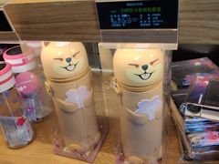 -星巴克臻选(莘庄仲盛店)