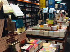 -SISYPHE BOOKS西西弗书店(龙湖滨江天街店)