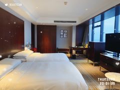 -上海龙之梦万丽酒店