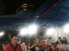 -覃记海鲜美食餐厅