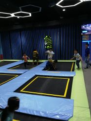 点击看大图 -反弹蹦床公园(南坪万达店)