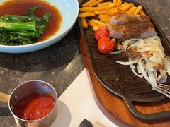 -港丽餐厅(高德置地店)