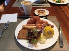 iphone_upload_pic-大雁塔假日酒店·绿茵阁西餐厅