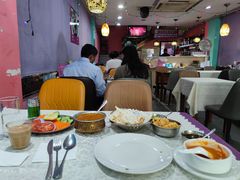 -葛尼沙印度餐厅 (镇明路店)