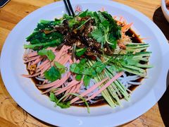 老滇凉米线-老滇山寨•云南特色菜•地方菜•民族风情歌舞表演(金碧店)