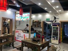大堂-老船夫石锅苗苗鱼·老字号(三道堰总店)