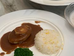 -浅深(世茂滨江精品店)