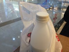 -一鸣真鲜奶吧(万地店)