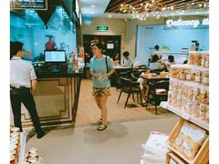 -中百仓储超市有限公司(越秀星汇维港店)