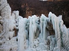 -大平台龙居瀑布旅游区