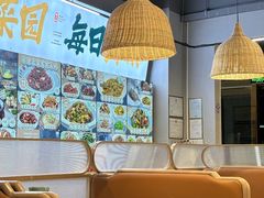 -客家大院·非遗赣南客家菜(郁孤台店)
