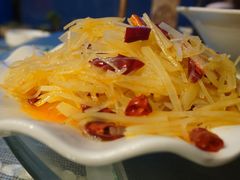 酸辣土豆丝-扎与夏私房菜(西藏自治区拉萨市丹杰林巷店)