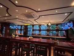 -Hooley's活利仕西餐厅(珠江新城店)
