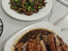 -余杨鸭鸭餐厅