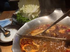 -湊湊火锅·茶憩(杭州湖滨银泰in77店)