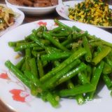 烧了半天的晚餐