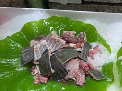 -四囍码头海鲜烧烤自助火锅(外滩南京东路悦荟广场店)
