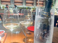 -肆海小川菜酒馆Wine Bistro (青年路店)