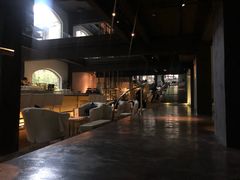 -穹六人间 people 6(岳阳路店)