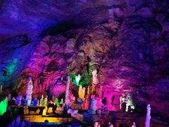 -泰安地下龙宫景区