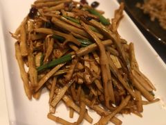-丽晶美庐·玉兰餐厅