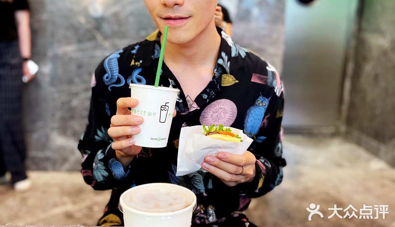 来Shake Shack过深圳的夏天吧🥳