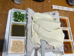 -95号酱骨·一块豆腐(展春园西路店)