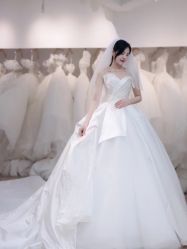 -HANSA韩纱婚纱礼服设计师集合店