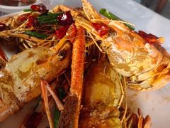 -三亚火车头万人海鲜广场