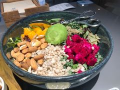 牛油果沙拉-小大董·烤鸭(观景餐厅·南京西路店)