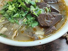 -春雨羊汤店(广开四马路总店)