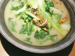 -蜜桃餐厅·伴山(绿宝广场店)