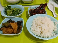 红烧鸭腿-上海师范大学西部食堂