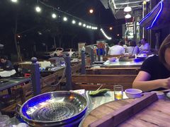 大堂-船梆煮•蒸汽海鲜·炉火烤肉(五四广场店)