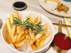 -伊斯坦布尔土耳其清真咖啡餐厅