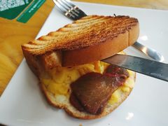 广式叉烧炒蛋三明治-星巴克臻选(郑州中原万达店)