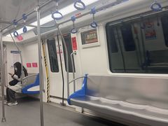 -盈丰路(地铁站)