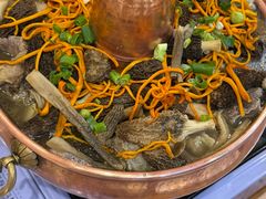 -乡土特色.冷锅鱼.牦牛肉汤锅