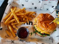 -Grinder 绞肉机汉堡(武定路店)
