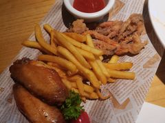-菲滋意式休闲餐厅(北仑银泰城店)