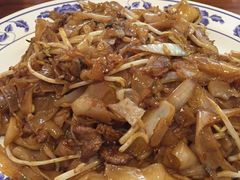 干炒牛河-玫瑰苑烧腊饭店