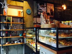 面包甜点陈列柜-fishtank鱼缸咖啡(三山街店)