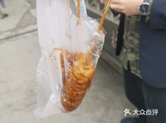 想吃锅巴土豆一定要去学校门口吃，那才叫地道的美味