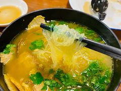 咖喱牛肉粉丝汤-舒蔡记生煎菜饭(云南中路店)