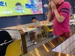 用餐区-燃尖儿自助串串火锅(新业广场店)