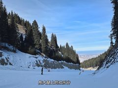-丝绸之路山地度假区滑雪场